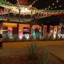 Decoración navideña de pueblo mágico